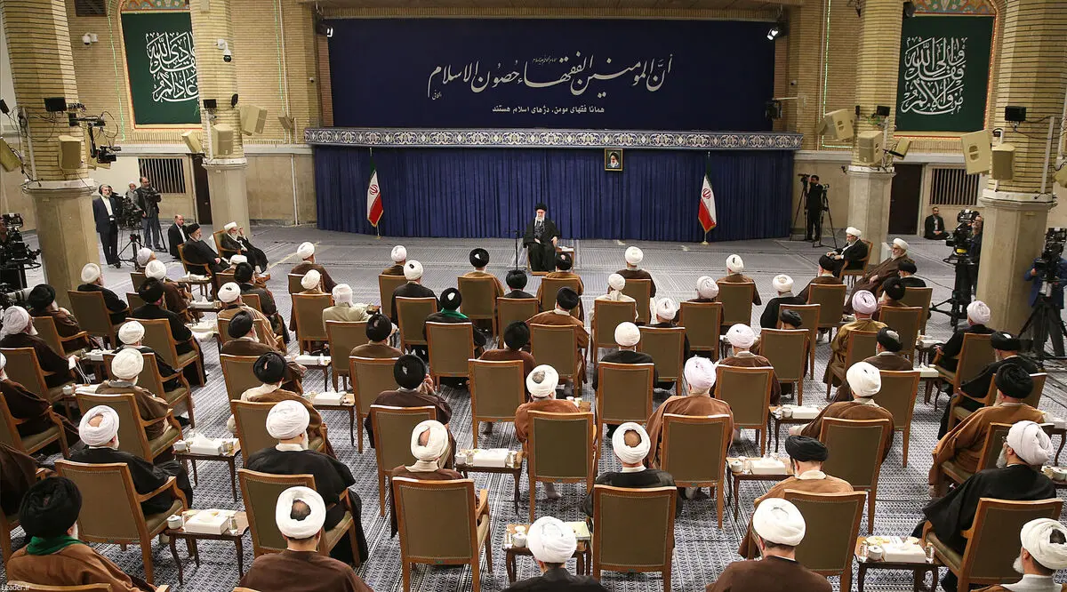 Islamic Republic is opposed to arrogance and tyranny, not governments and nations: Supreme Leader