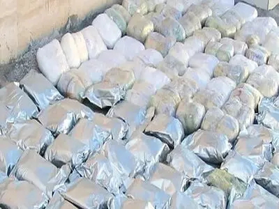 کشف ۱۲۰۰ کیلوگرم مواد مخدر در جنوب سیستان و بلوچستان
