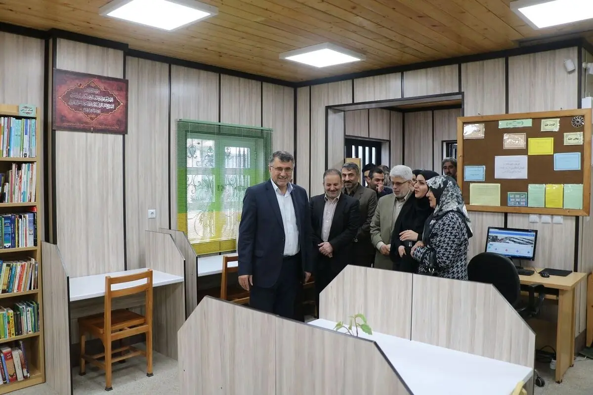 گشایش نخستین کتابخانه مدرسه ای گیلان در بندرانزلی 