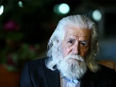 شعر انقلاب مدیون سبزواری است