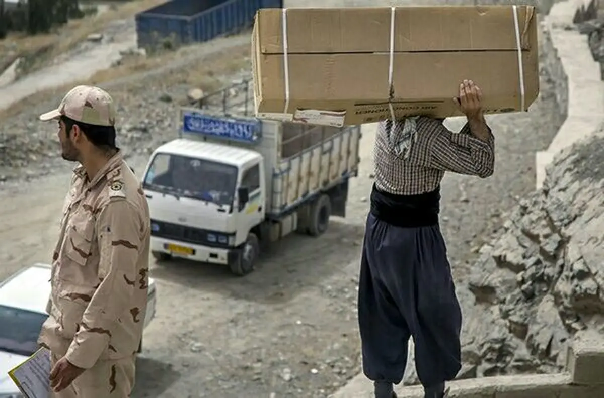 کشته‌شدن ۲ کوله‌بر در پی تیراندازی هنگ‌مرزی در بازار بانه/ دهیار یکی از روستاهای بانه در میان کشته‌ها