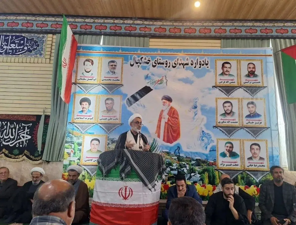 اگر دشمن توان شکست انقلاب را داشت هیچ وقت به مذاکره با ایران روی نمی‌آورد