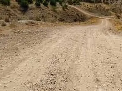 محرومیت راه‌های روستایی در کوهرنگ؛ ۲۲۴ کیلومتر راه نیازمند آسفالت/ کوچ اجباری روستاییان به دلیل جاده‌های نیمه‌کاره در بازفت