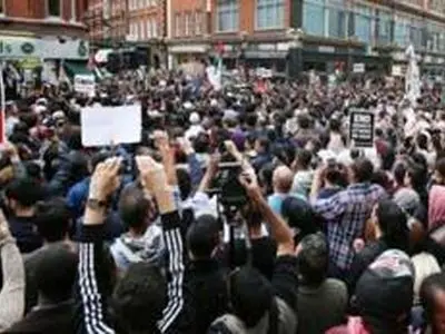 تظاهرات ده‌ها هزار نفری حمایت از ایران در لندن + فیلم