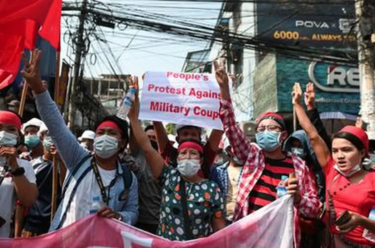 Tens of thousands gather for second day of street protests in Myanmar