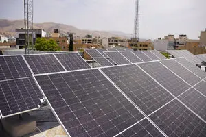 اجرای نیروگاه خورشیدی ۸۰ کیلوواتی در ساختمان‌های راه و شهرسازی فارس