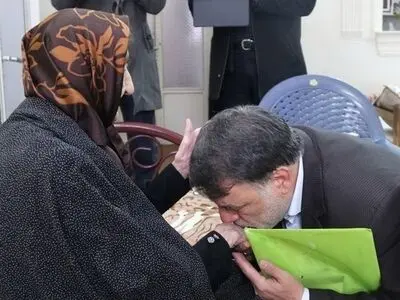 مادر منصوری آرانی دار فانی را وداع گفت