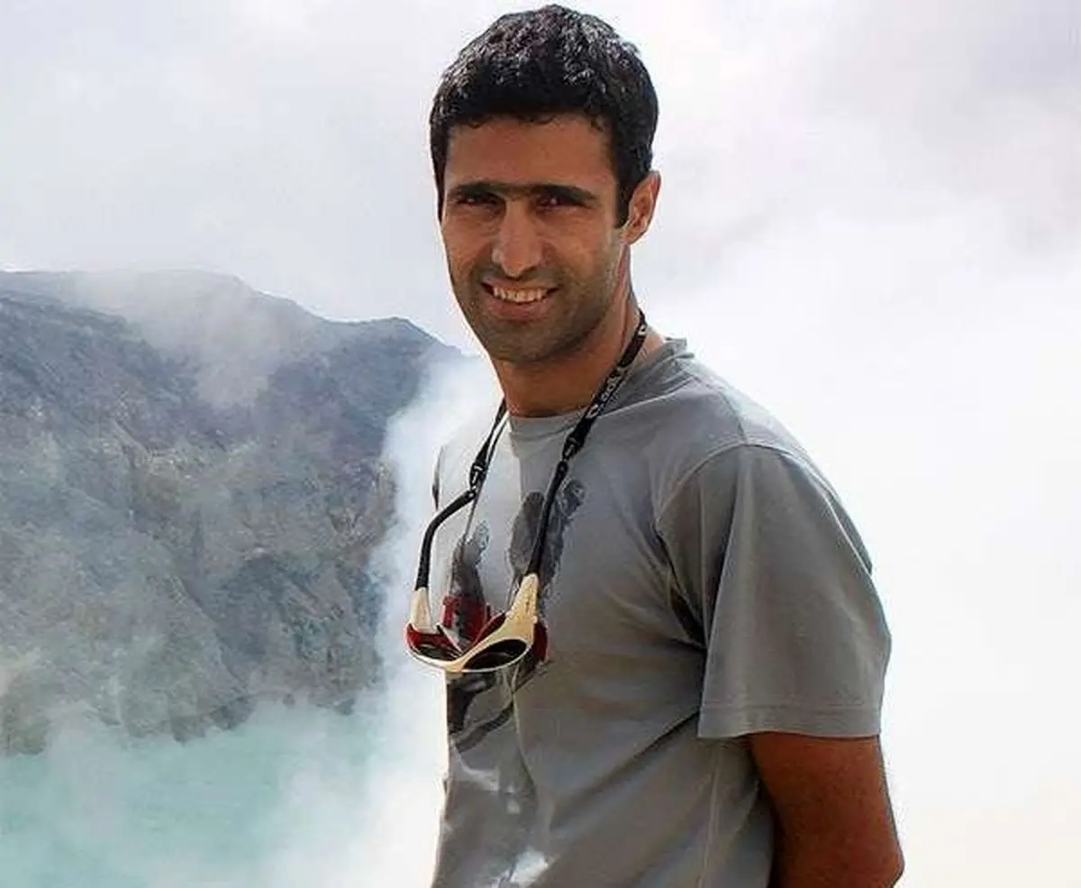 جواد قارایی: دوربین را کنار گذاشتم و اسلحه در دست گرفتم