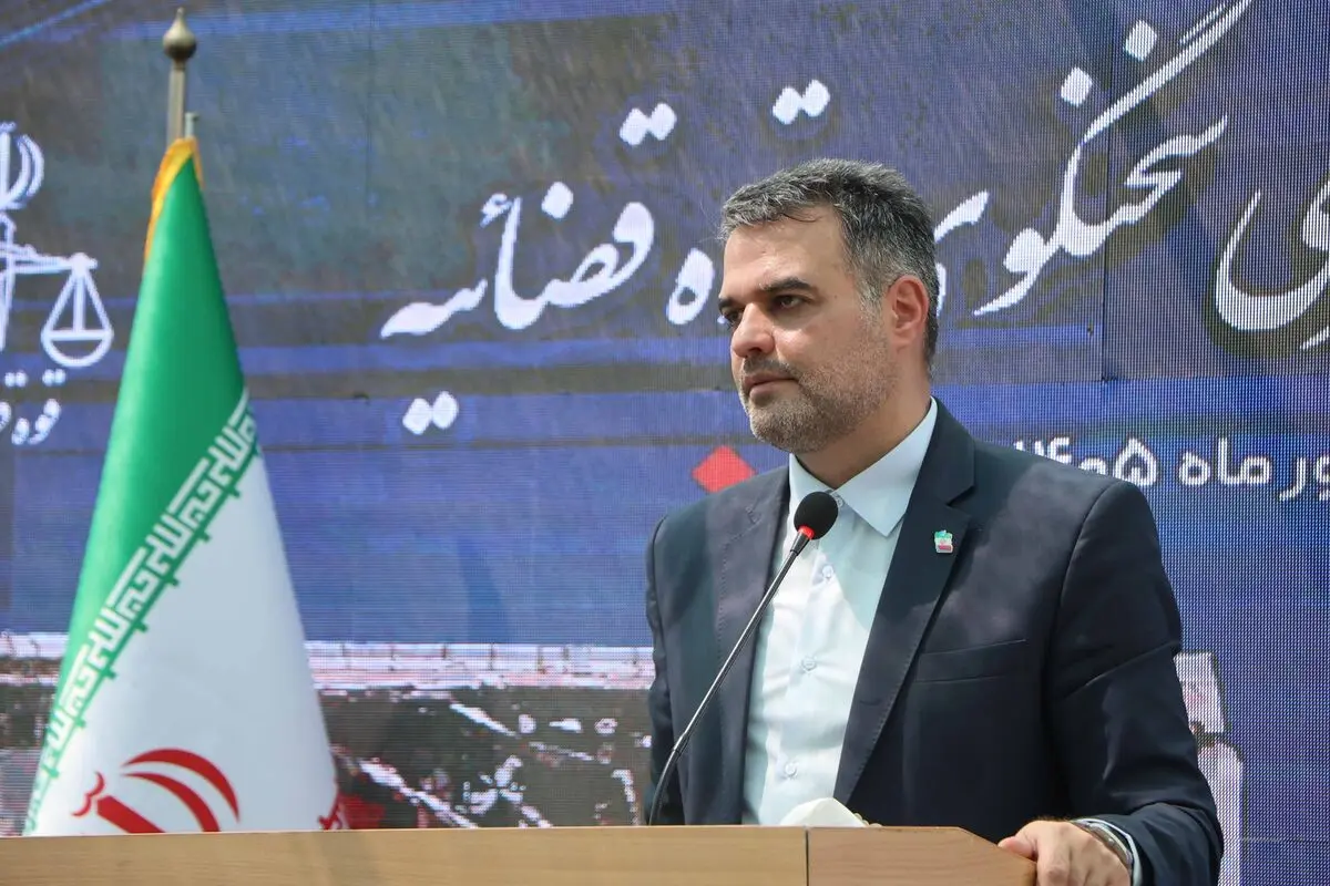 پرونده حادثه مدرسه میناب در دو مسیر کیفری و حقوقی دنبال می‌شود