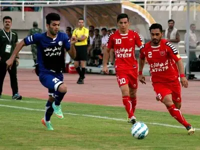 خط دفاع ضعیف استقلال خوزستان؛ فرصت مناسب برای گلزنی مهاجمان پرسپولیس 