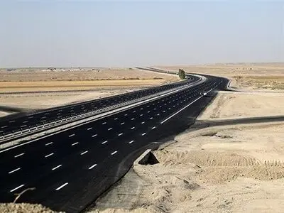 محور چهارخطه دهریز نهاوند زیر بار ترافیک رفت