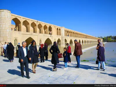 زاینده رود جاری شد