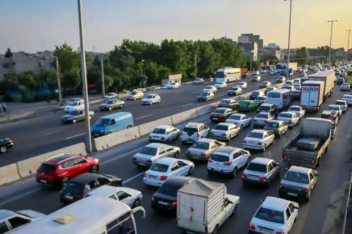 رشد ۵۴ درصدی خروج و ۳۰ درصدی ورود خودروها از محورهای خوزستان