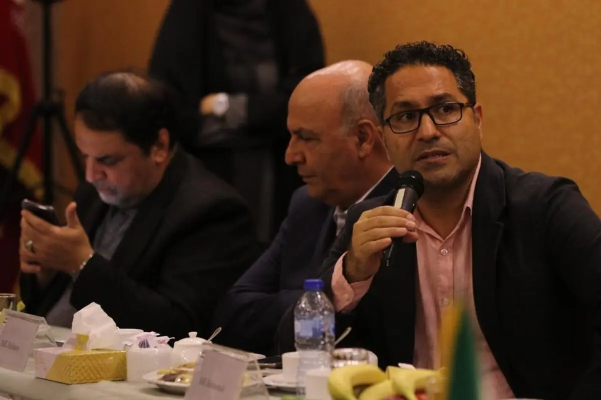 محمدی: بازیکنان جوان امروز، ستارگان آینده فوتبال هستند