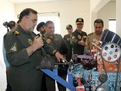 بازدید امیر سرتیپ خلبان واحدی از پایگاه شکاری شهید یاسینی