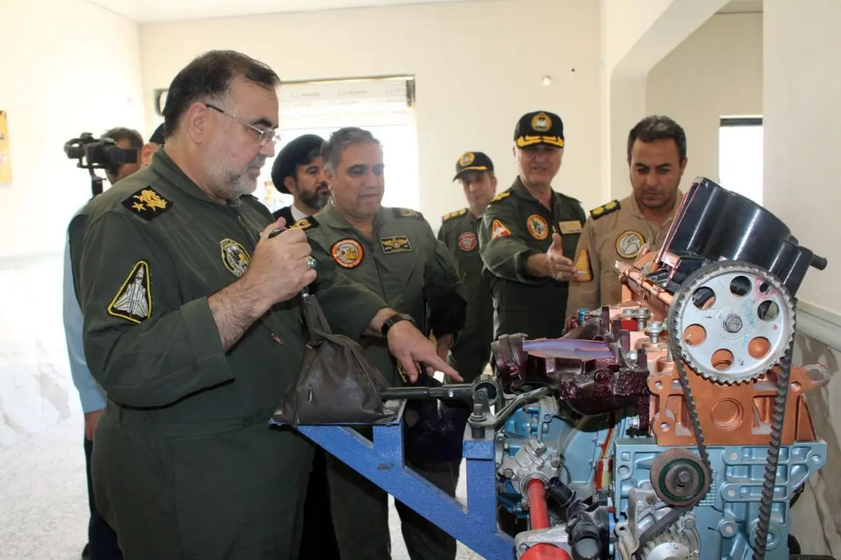 بازدید امیر سرتیپ خلبان واحدی از پایگاه شکاری شهید یاسینی