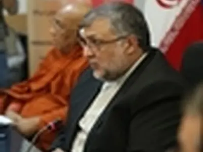 یکی از موانع دیدن حقیقت، خود بزرگ بینی است