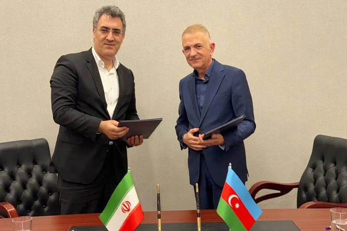 خلال زيارة بزشكيان إلى باكو؛ إیران وأذربیجان توقعان اتفاقا مشتركا لإرساء السلام والأمن في المنطقة