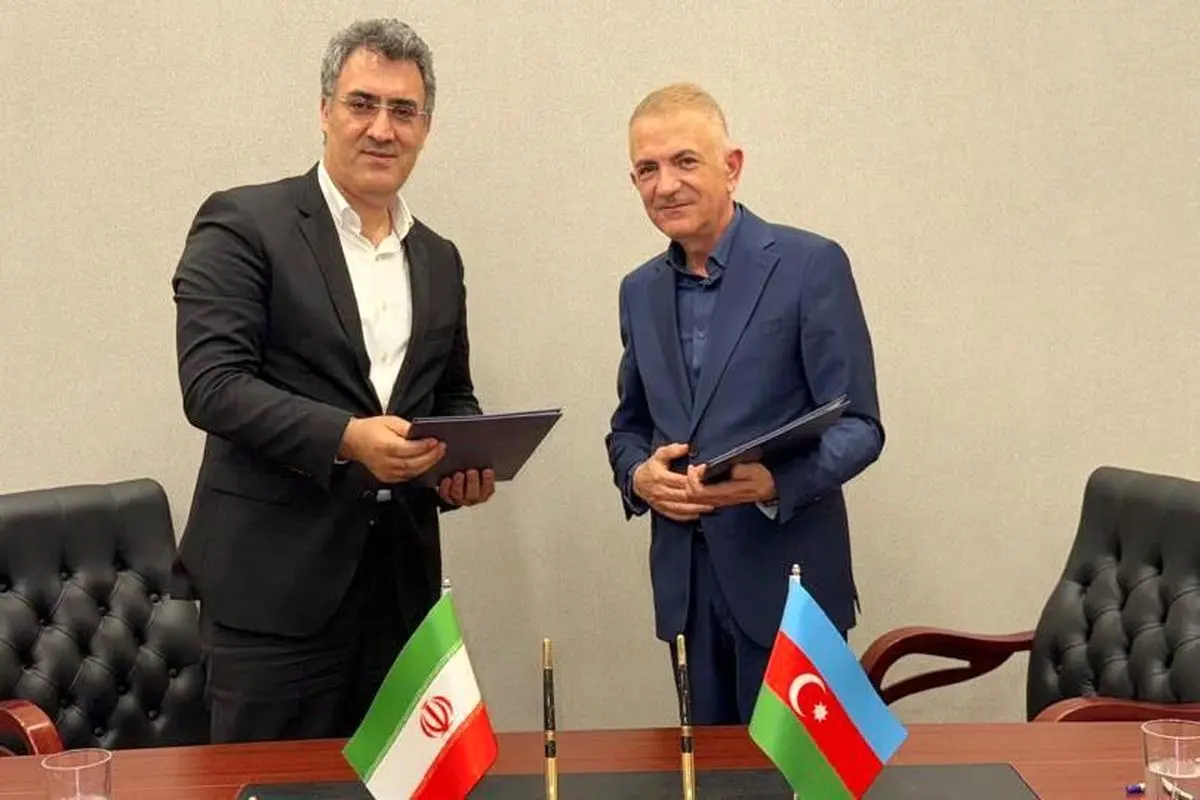خلال زيارة بزشكيان إلى باكو؛ إیران وأذربیجان توقعان اتفاقا مشتركا لإرساء السلام والأمن في المنطقة