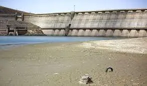 برداشت غیر مجاز آب از رودخانه های منتهی به سد اکباتان همدان پیگرد قانونی دارد