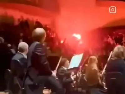 معترضان، اجرای ارکستر صهیونیستی در پاریس را مختل کردند + فیلم