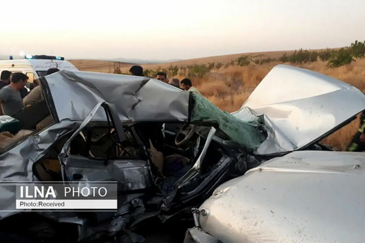 پنج نفر از اعضای یک خانواده بر اثر تصادف در جاده بندرلنگ جان باختند