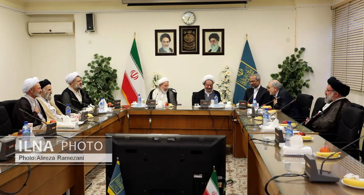 نهاوندیان در جلسه ماهانه جامعه مدرسین حاضر شد