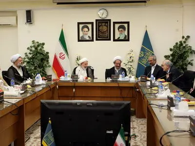 نهاوندیان در جلسه ماهانه جامعه مدرسین حاضر شد