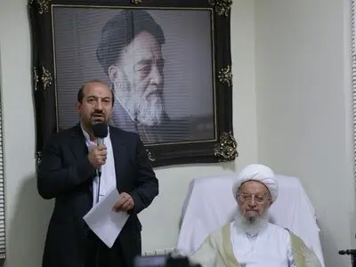 حضرت خدیجه(س) پیامبر(ص) را آماده انجام وظایف نبوت می‌کرد