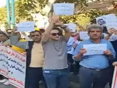 تجمع کارگران ارکان ثالث مقابل نهاد ریاست جمهوری