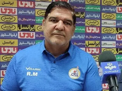 مهاجری: امیدوارم اخلاقیات در فوتبال گم نشود/ باید مقابل فجر برنده باشیم