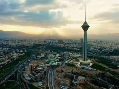 هوای تهران قابل قبول است