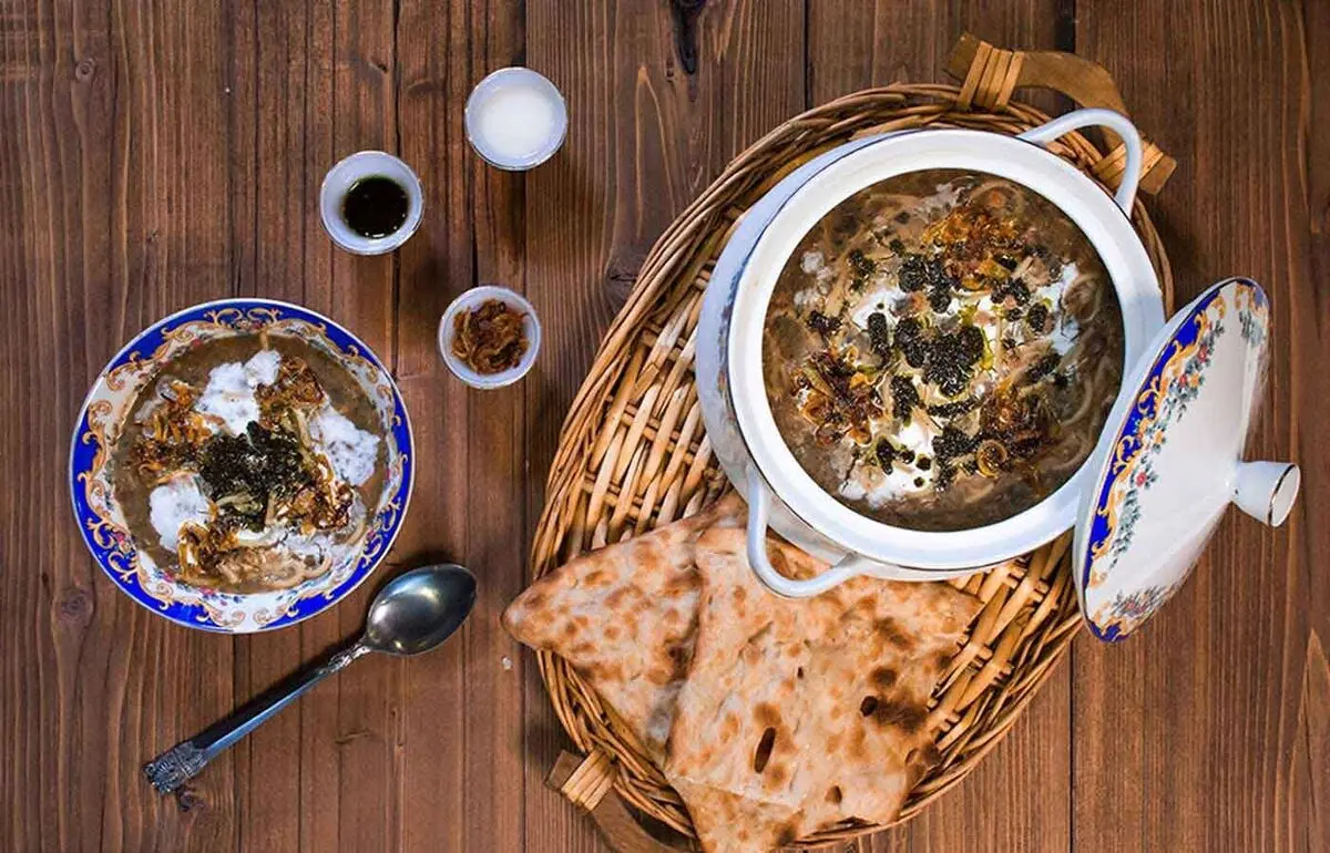 انواع پخت غذاهای خوشمزه ایرانی و فرنگی را در کاغذ رنگی یاد بگیرید