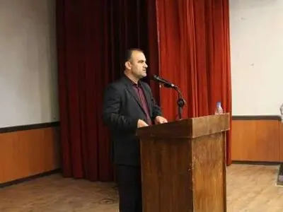 بیکاری گلوگاه بسیار آزار دهنده است