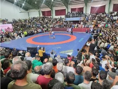 پخش زنده دیدار حساس بانک شهر و استقلال جویبار از شبکه سه 