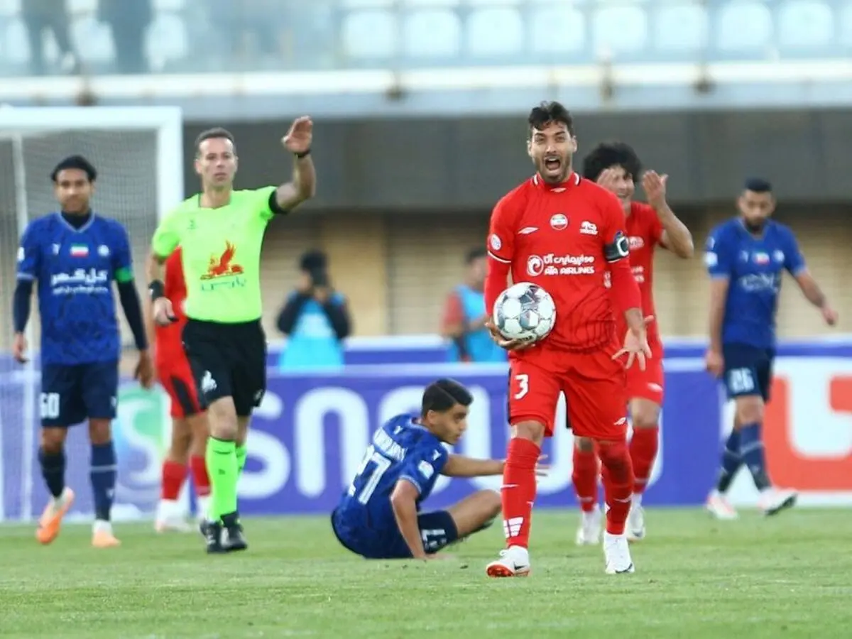 تراکتور 2-0 گل گهر/ سرمربی موقت بهتر از سرمربی دائم