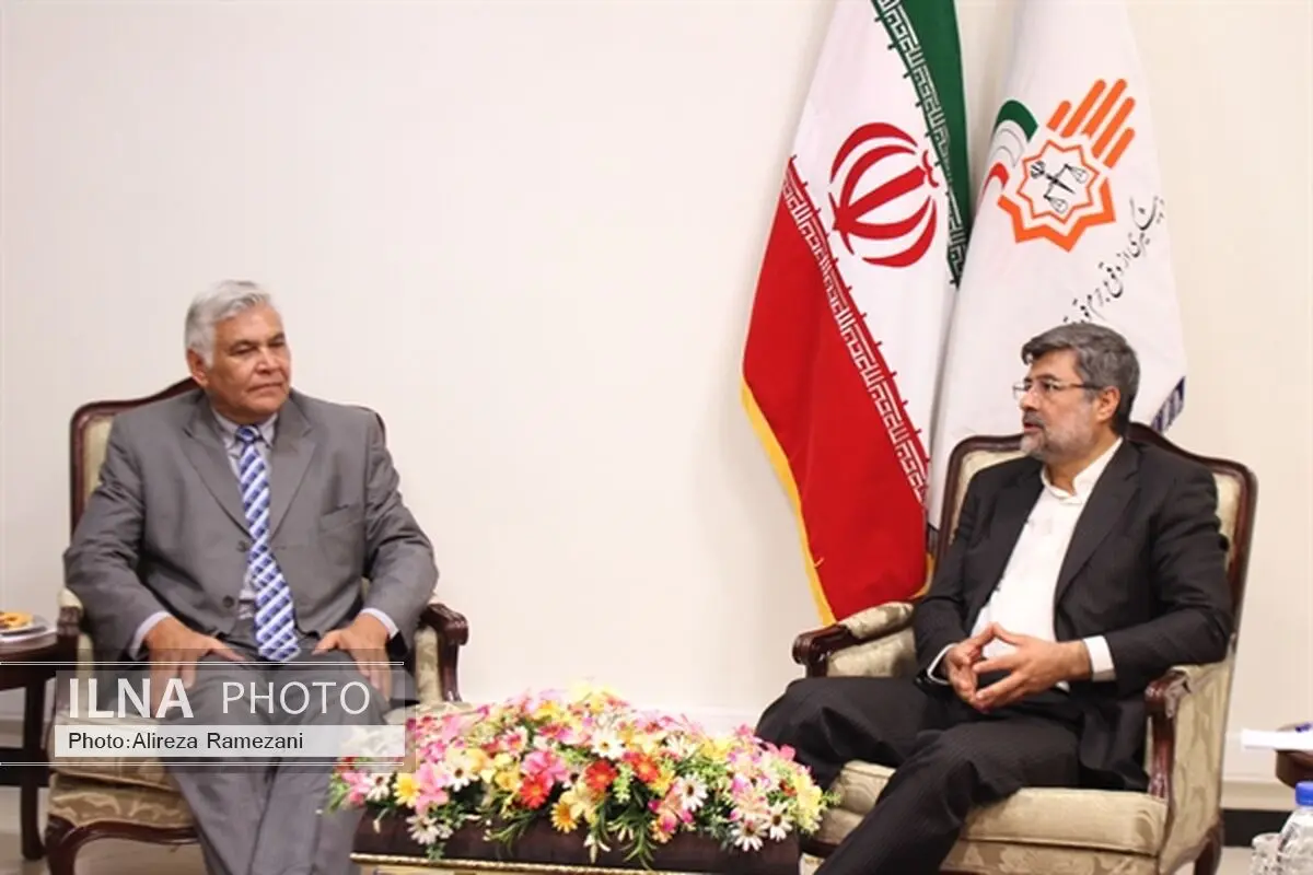  برنامه‌های پیشگیرانه را با مشارکت مردم دنبال می‌کنیم