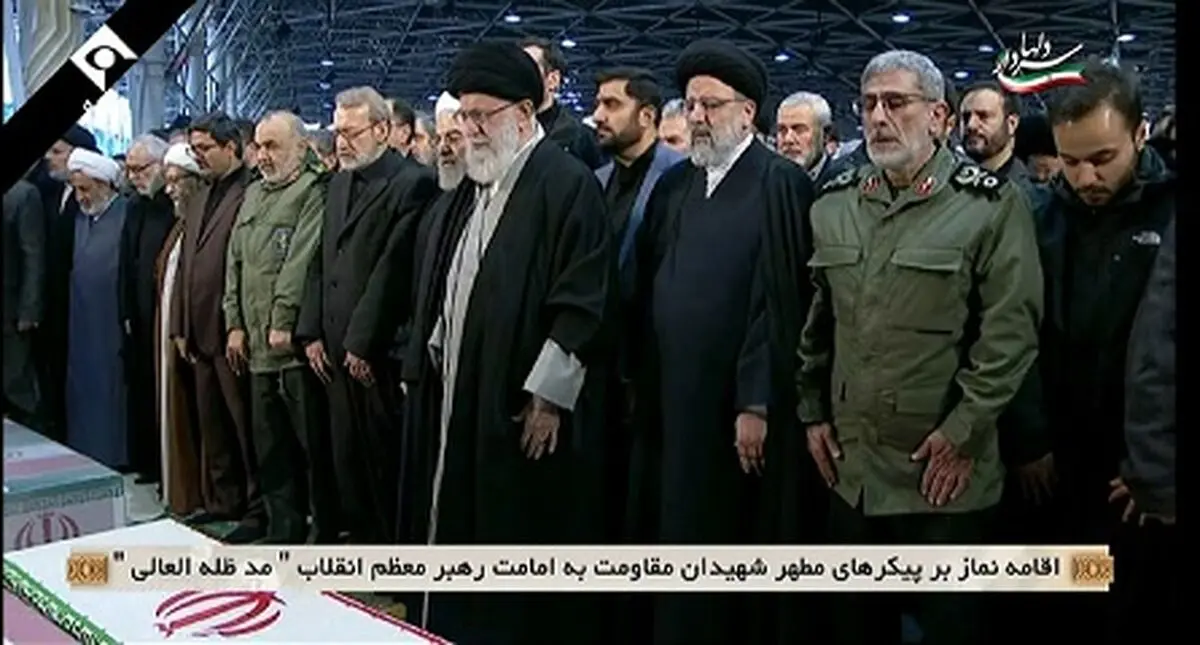 Supreme Leader leads prayer for body of Martyr General Soleimani
