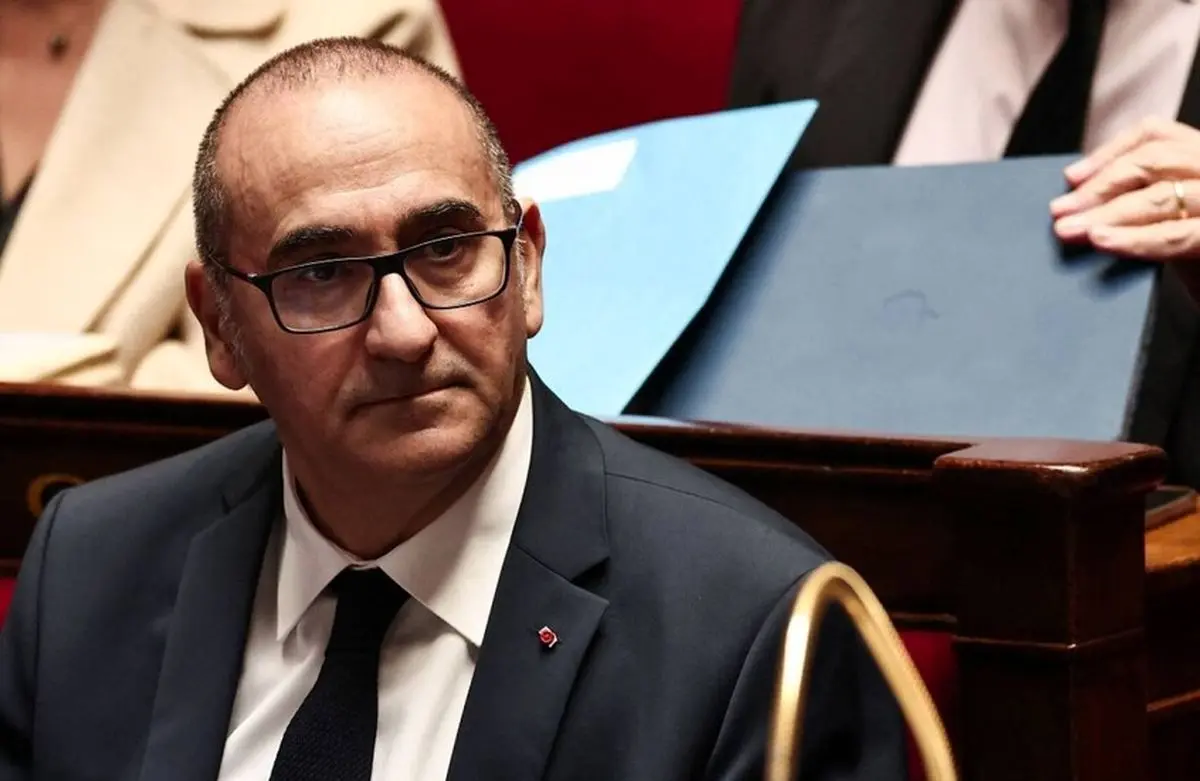 هشدار وزیر کشور فرانسه نسبت به اتخاذ سیاست «مداخله» با الجزایر