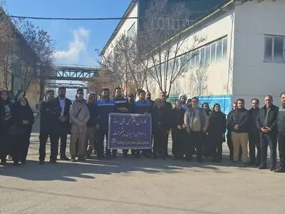 بازدید خبرنگاران از شرکت خمیرمایه برتر اسلام‌آباد غرب