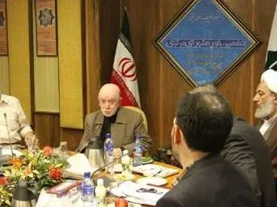 تفاهم موتلفه، جبهه پایداری و جمعیت ایثارگران بر ائتلاف 