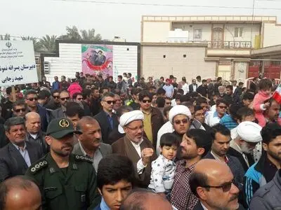 مسئولان و نمایندگان از ملت شرم کنند+تصاویر