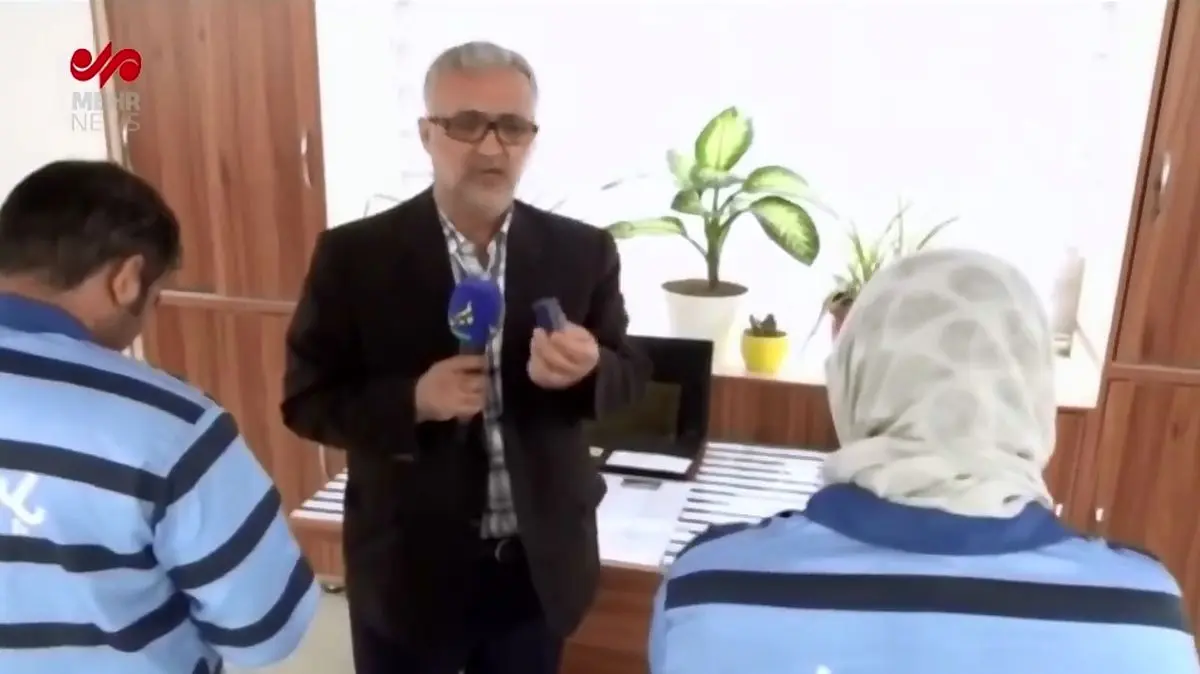 دستگیری کلاهبرداران کارت‌های بانکی مشتریان در دام پلیس فتا + فیلم