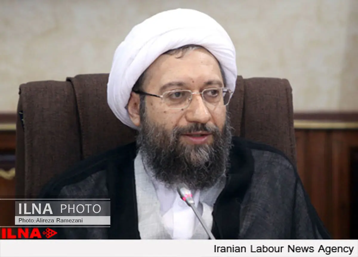 قوای سه‌گانه موظفند در چارچوب سیاست‌های کلی نظام عمل کنند 
