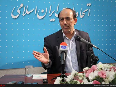 رقیب جای انگ‌زدن پایه‌های فکری‌اش را مستحکم کند/ با محوریت رییس دولت اصلاحات پیش می‌رویم