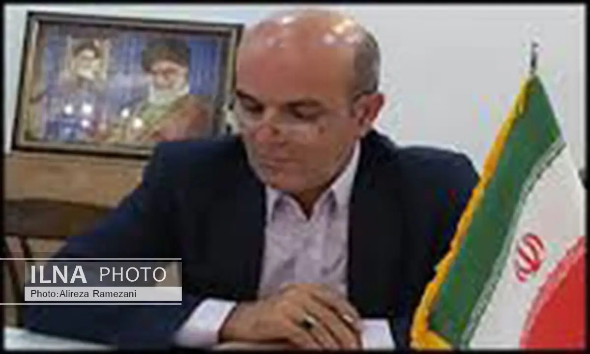 عملیاتی کردن اقتصاد مقاومتی تنها راه برون رفت از مشکلات کشور