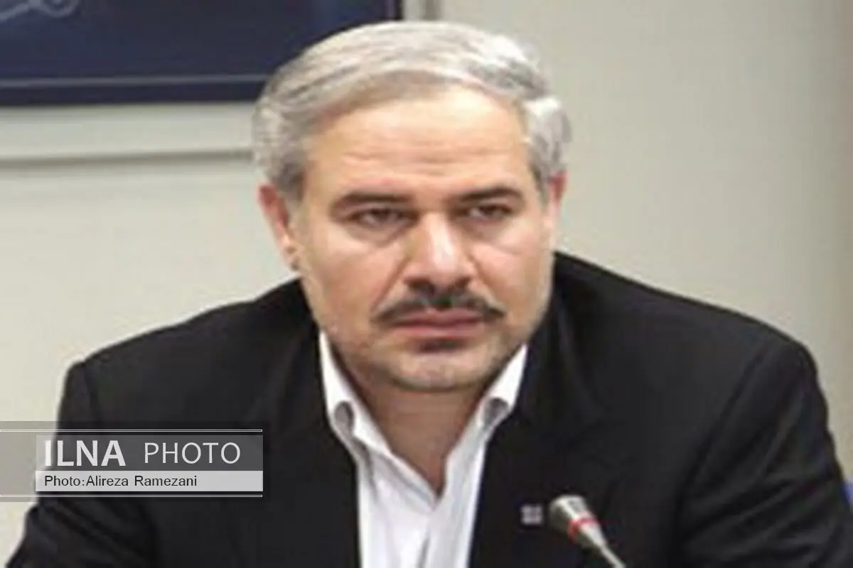 اگر تورم کاهش پیدا کند بانک‌ها برای کاهش نرخ سود، مقاومتی نخواهند کرد / بانک مرکزی باید بازار غیرمتشکل پولی را ساماندهی کند 