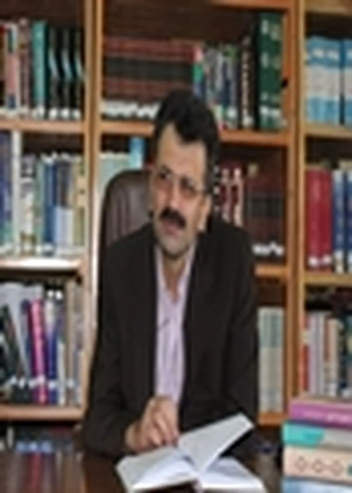 جلوی بازار سیاه و دلالی در بازار واردات خودرو باید گرفته شود