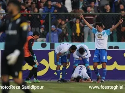 استقلال نزدیک‌تر از همیشه به قهرمانی/ شفر با جام فصل را تمام می‌کند؟