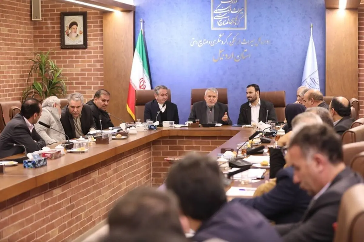 اردبیل گنجینه چهارفصل گردشگری ایران است/ پیگیری ویژه برای بازگشایی مرز زمینی جمهوری‌آذربایجان